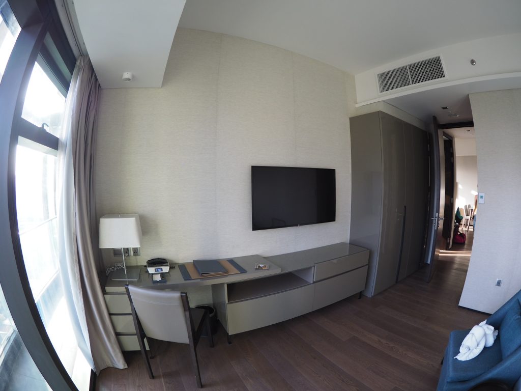 I'm Hotel - 5 Star Hotel in Makati - Room Smart TV