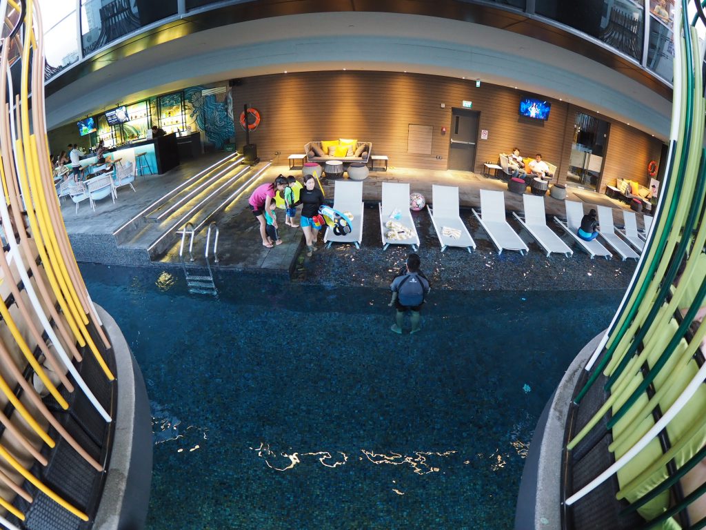 I'm Hotel - 5 Star Hotel in Makati - Swimming pool